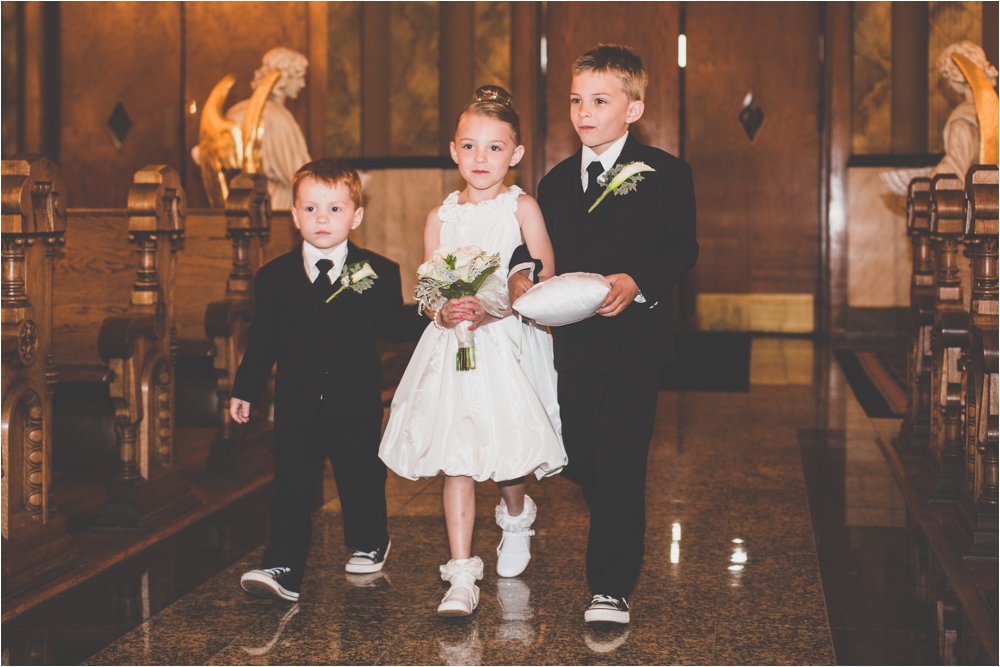 basilica wedding milwaukee wisconsin studio 29 photography