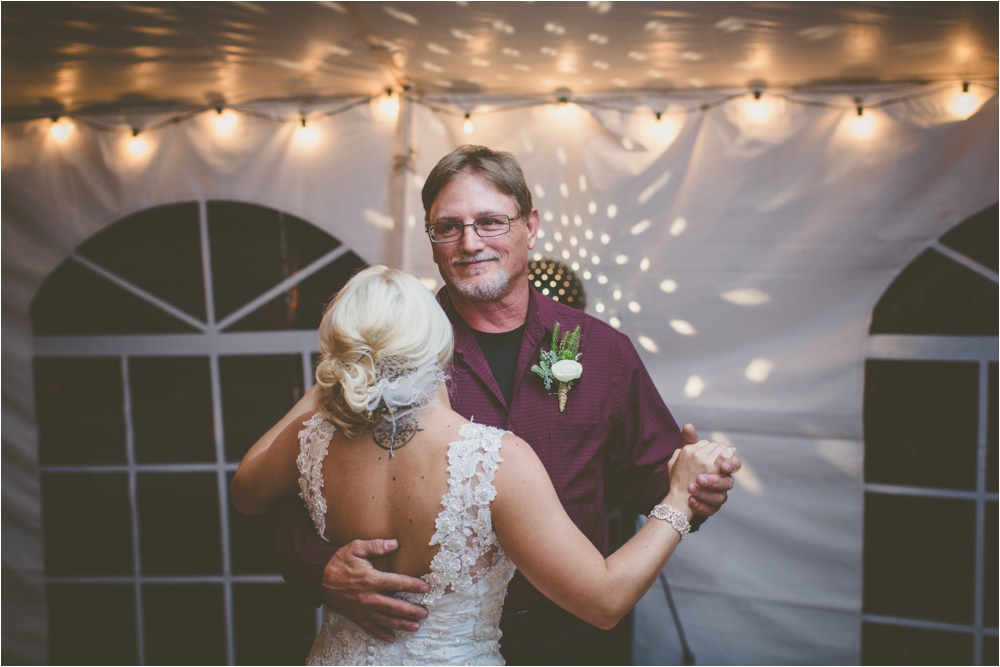 berlin wisconsin tent reception wedding studio 29 photo
graphy