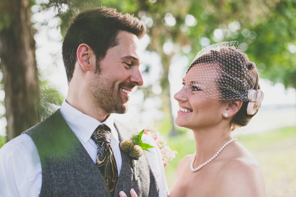 rustic barn at prairie gardens wedding