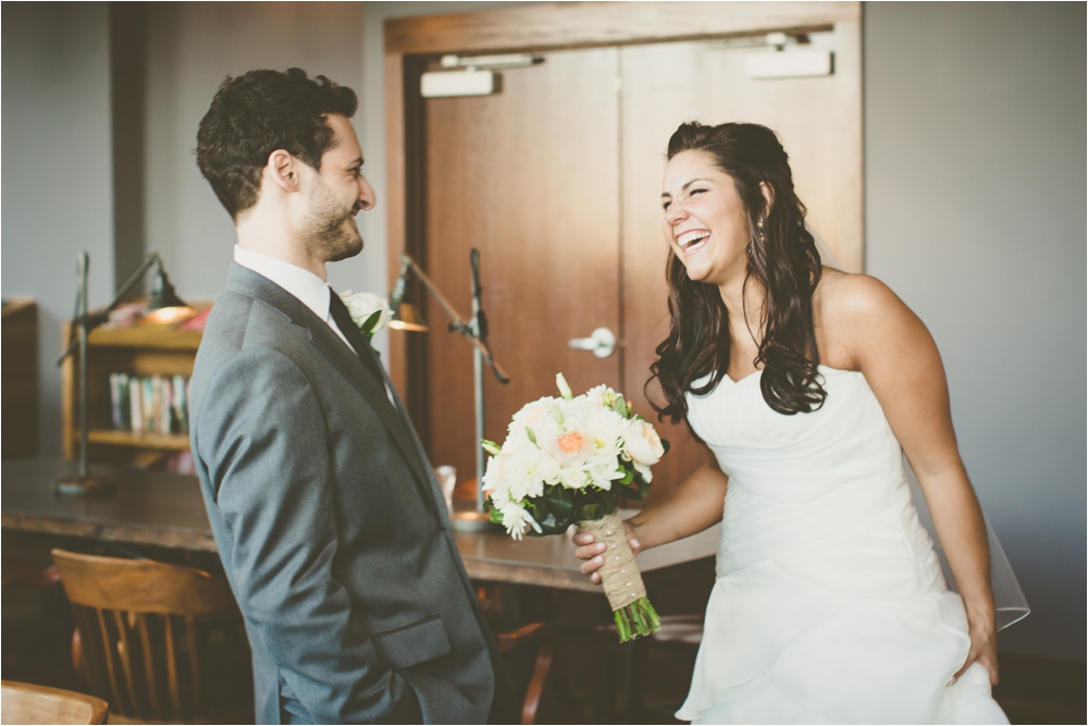 first look wedding photo milwaukee
