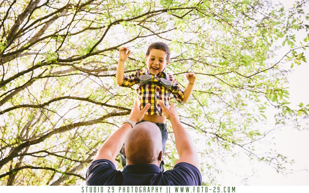 Lyndale Park Rose Gardens Family Portraits