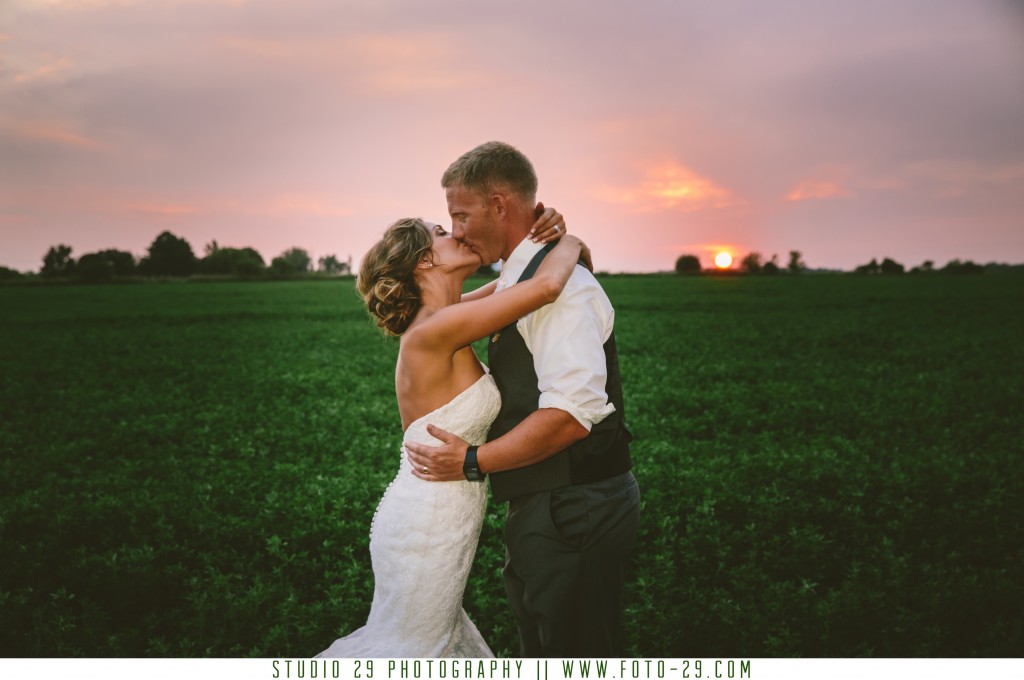Wisconsin Barn Wedding Photography 