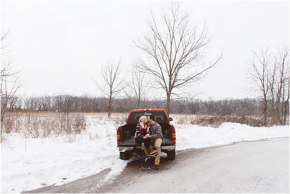 milwaukee winter engagement photos