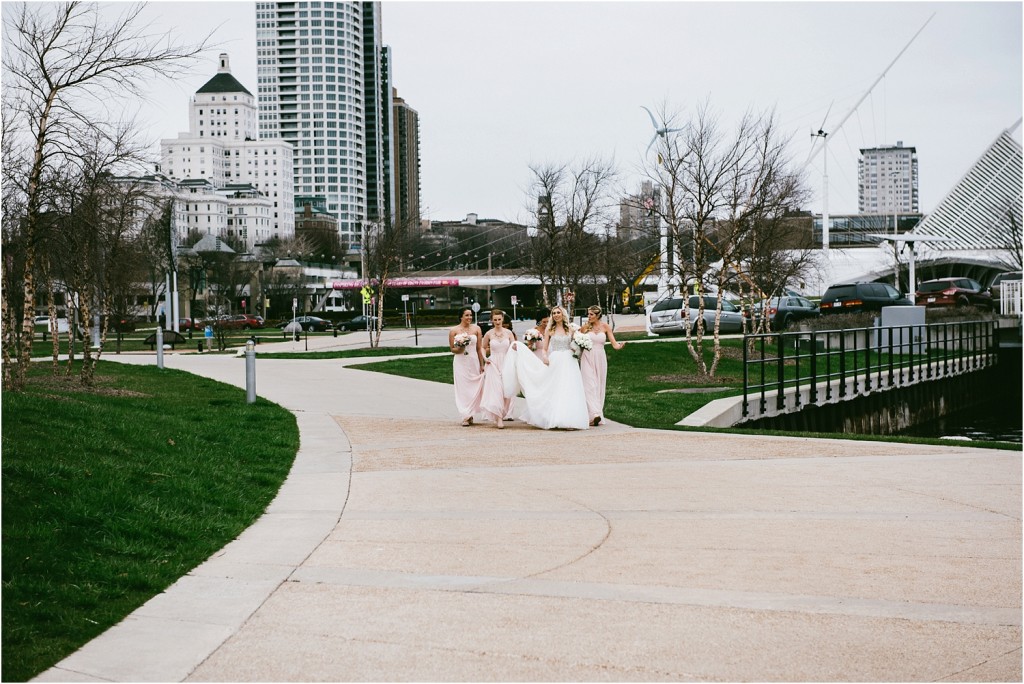 pier wisconsin wedding