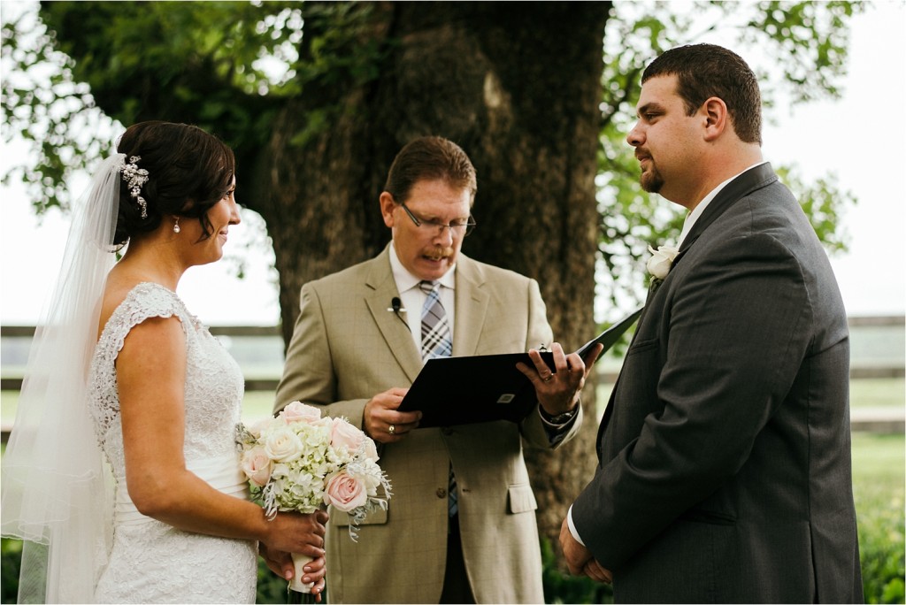 sugarland barn wedding wi