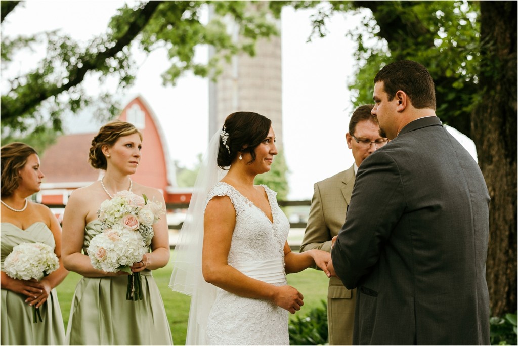 sugarland barn wedding wi