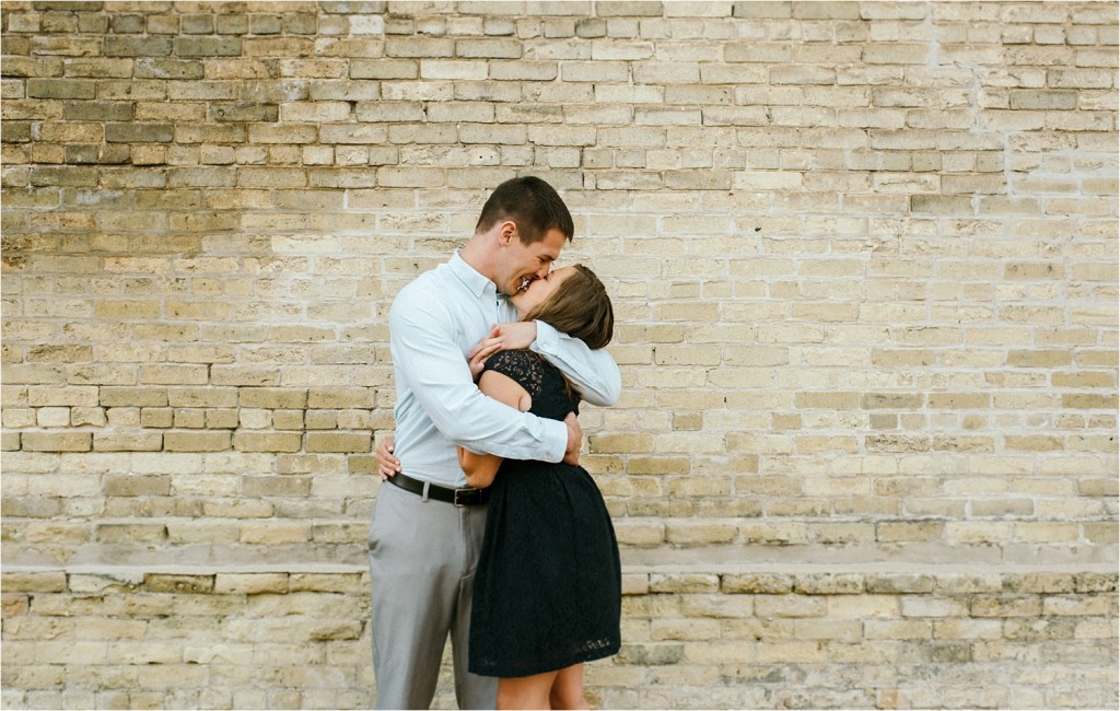 milwaukee engagement session