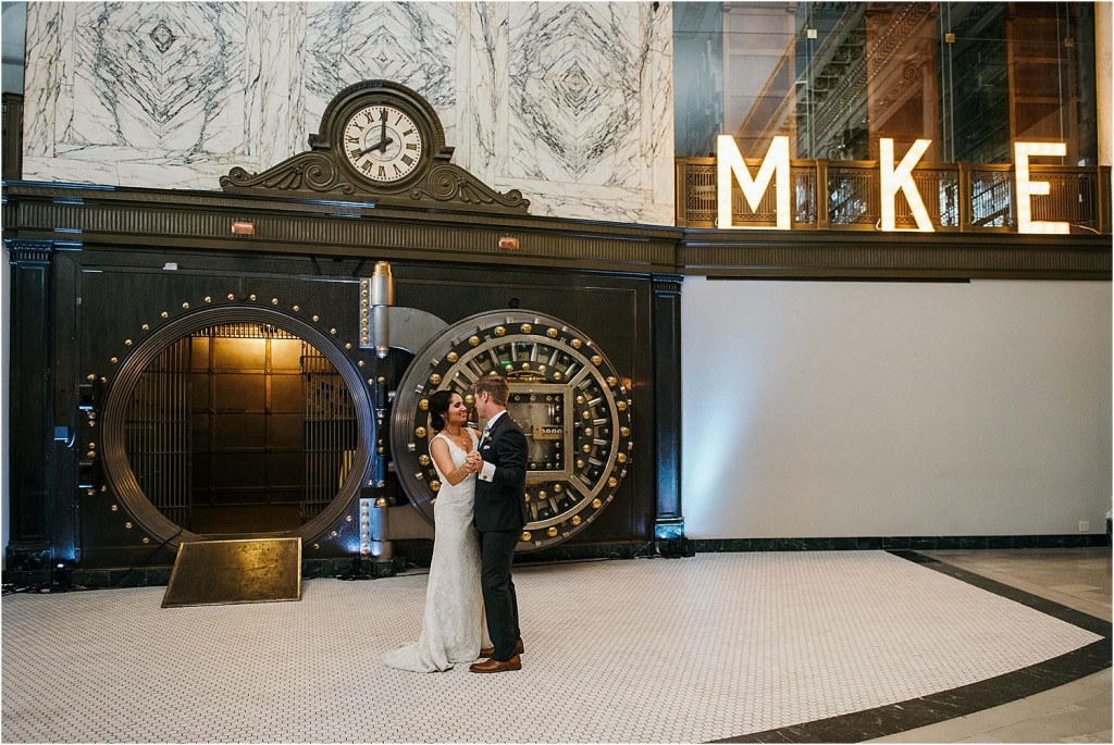 Milwaukee historical society wedding