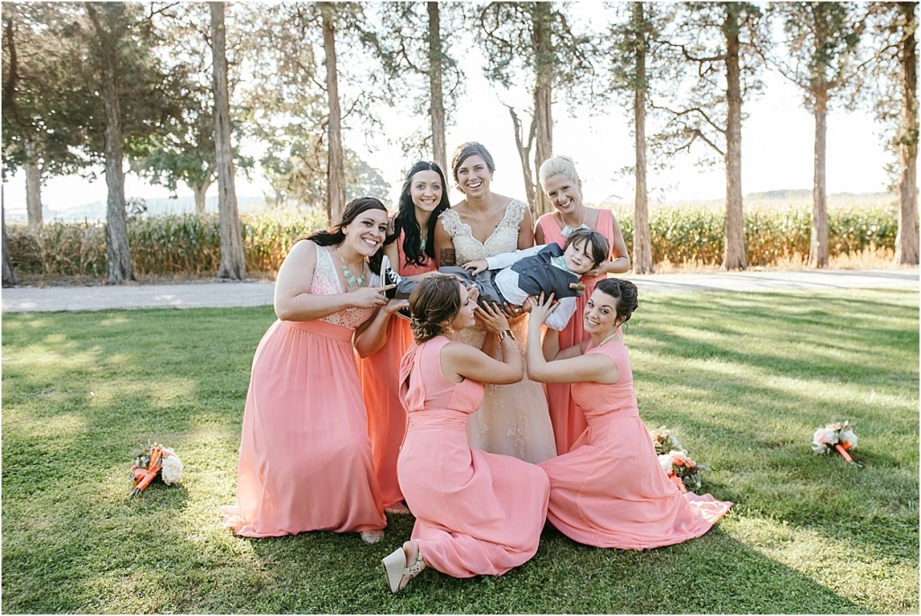 rustic barn at prairie gardens wedding