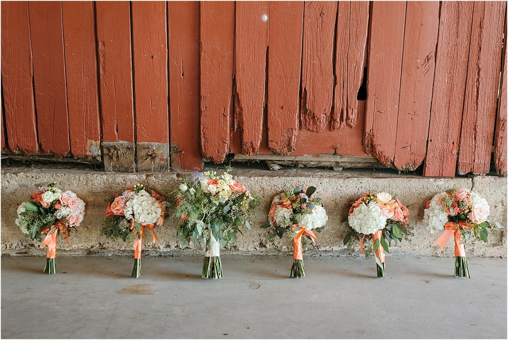 rustic barn at prairie gardens wedding