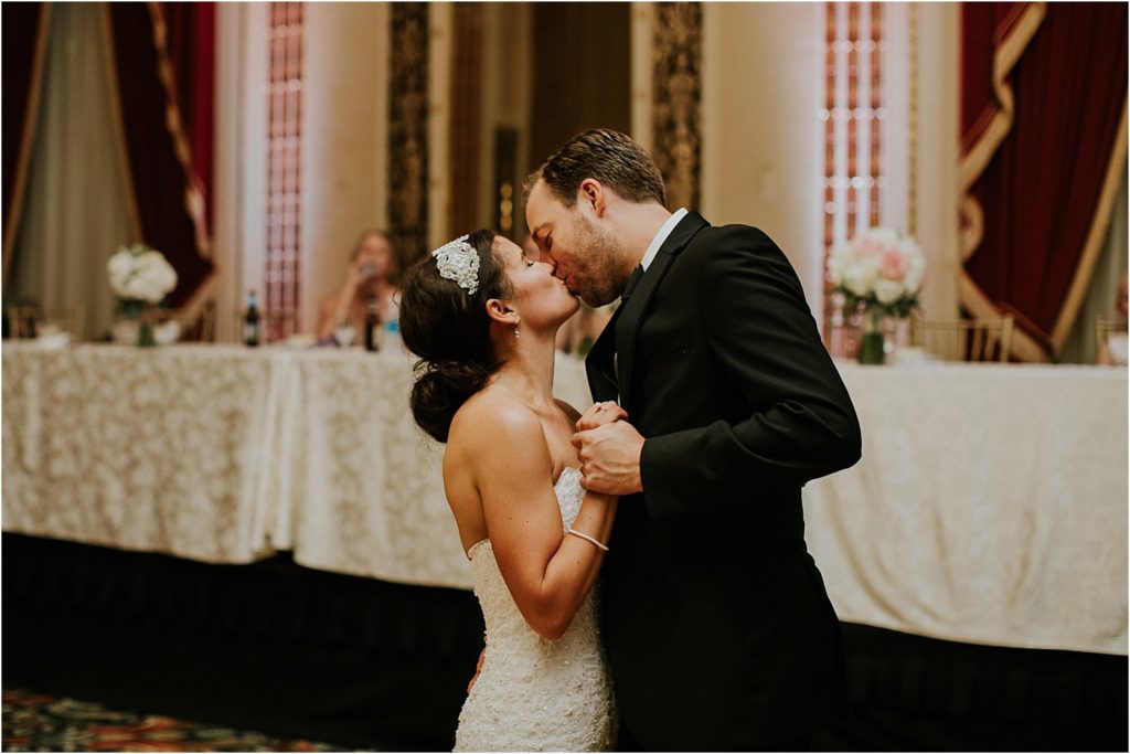 milwaukee hilton city center wedding