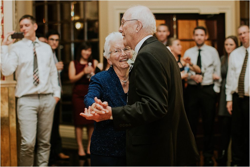 milwaukee hilton city center wedding