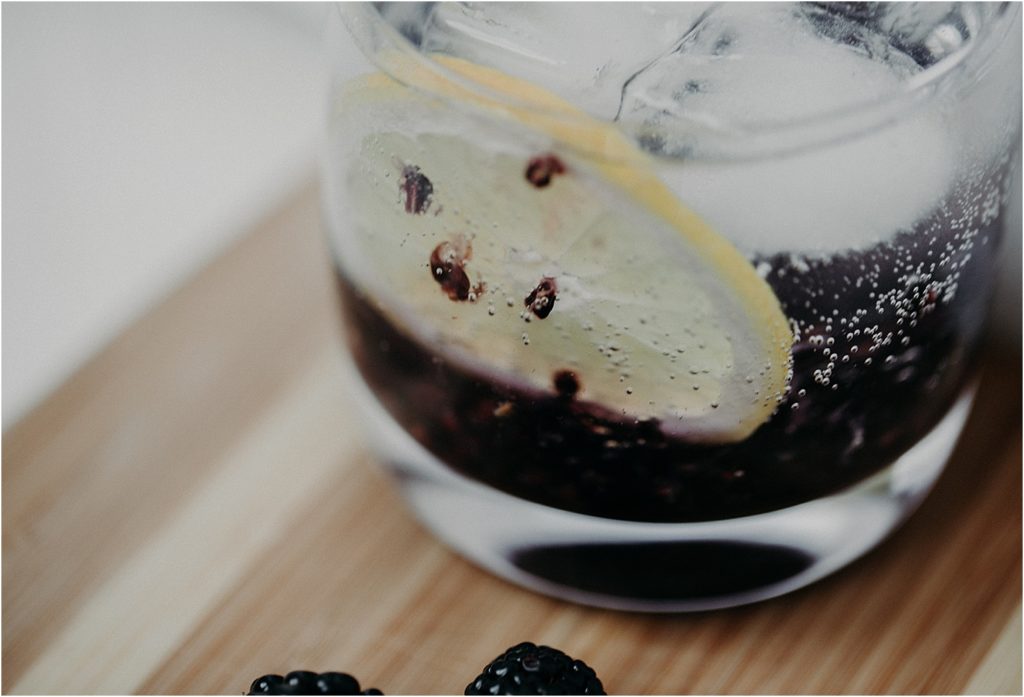 blackberry citrus gin fizz