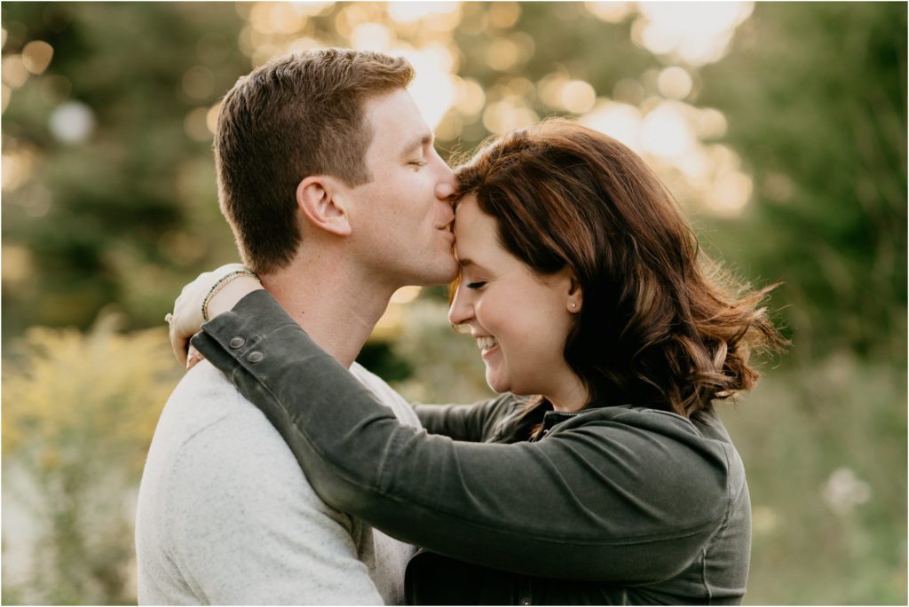 Minneapolis engagement photographer