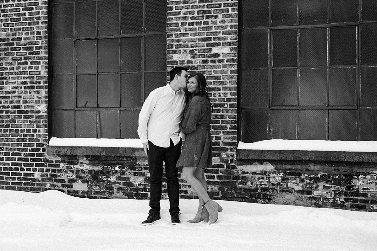 Milwaukee engagement photographer