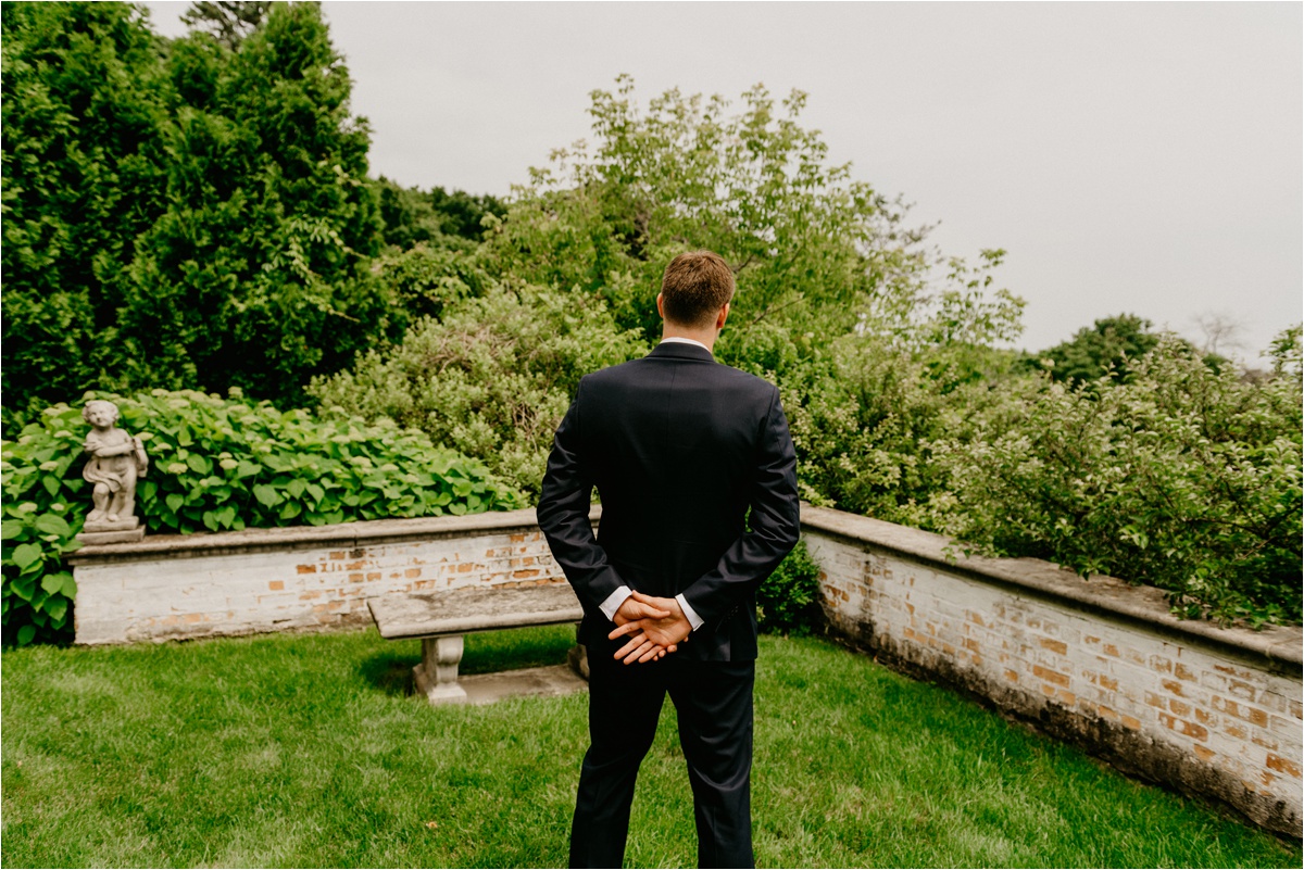 milwaukee black swan riverwalk wedding