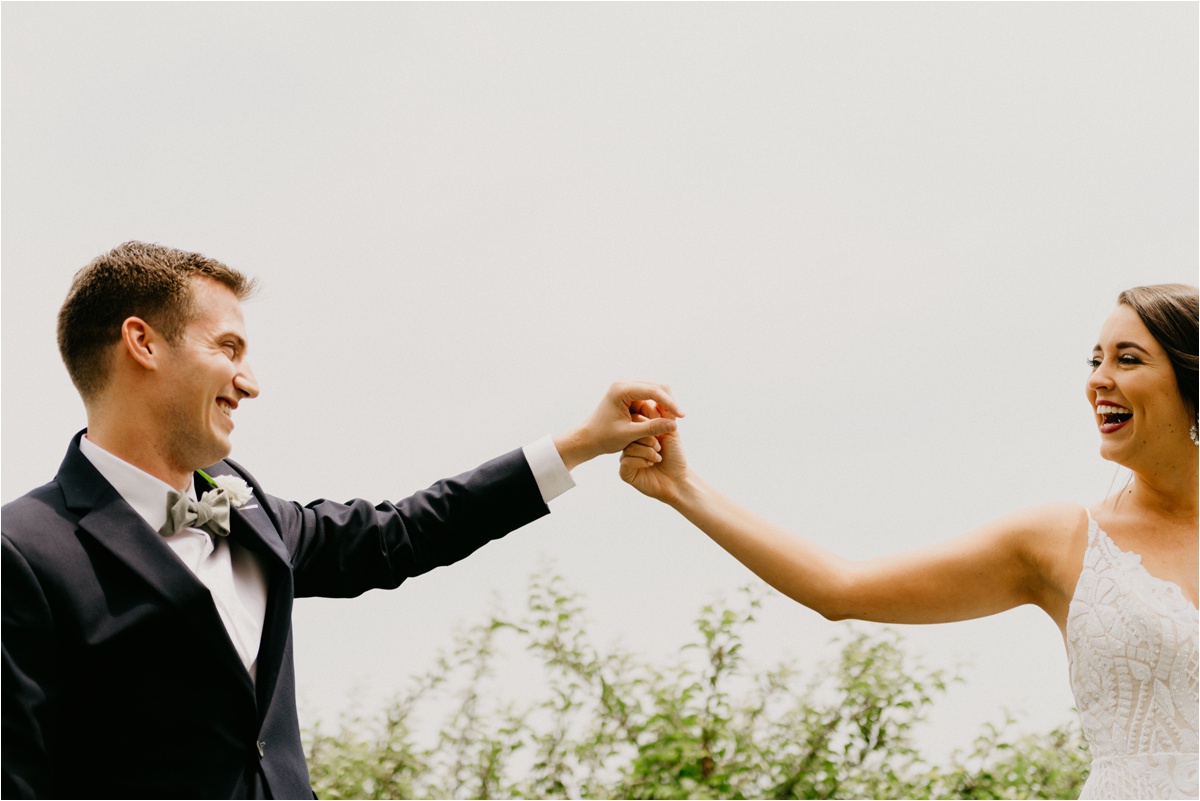 milwaukee black swan riverwalk wedding
