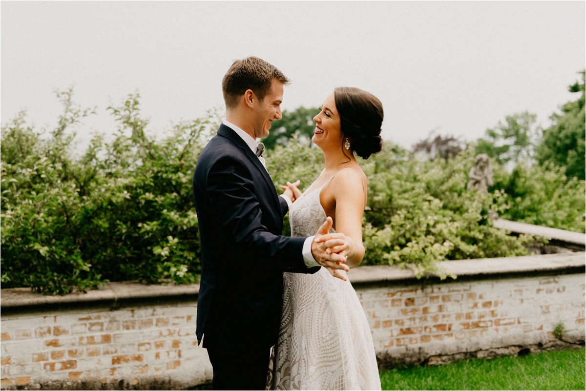 milwaukee black swan riverwalk wedding