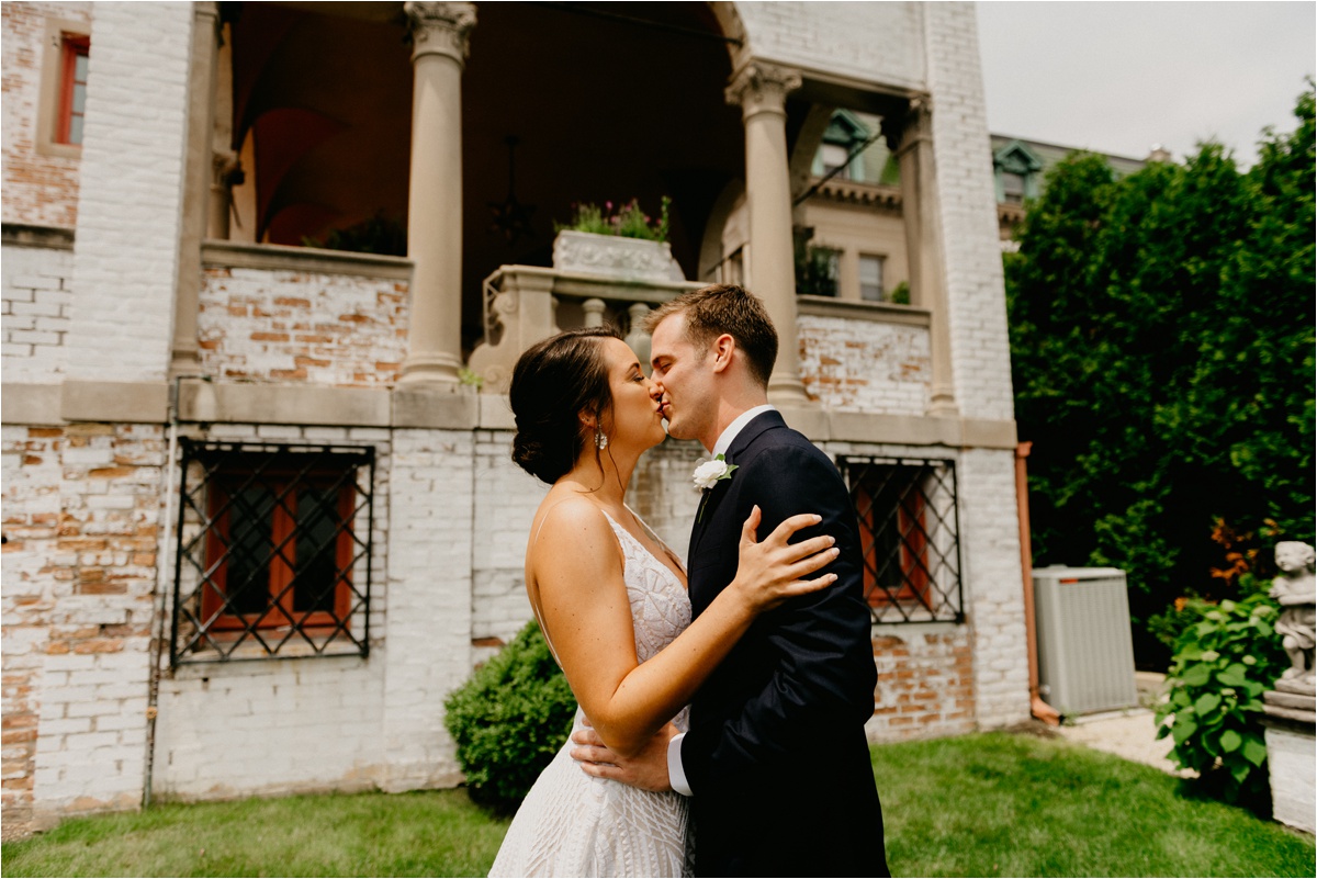 Milwaukee Villa Terrace Wedding