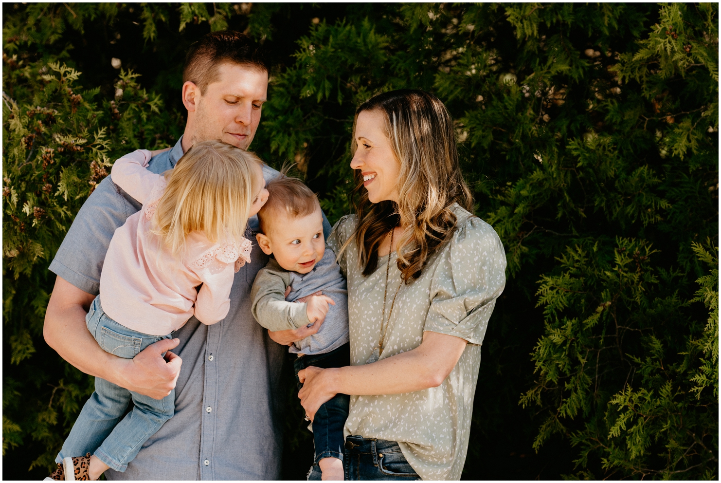 Richfield Wisconsin Family Photographer