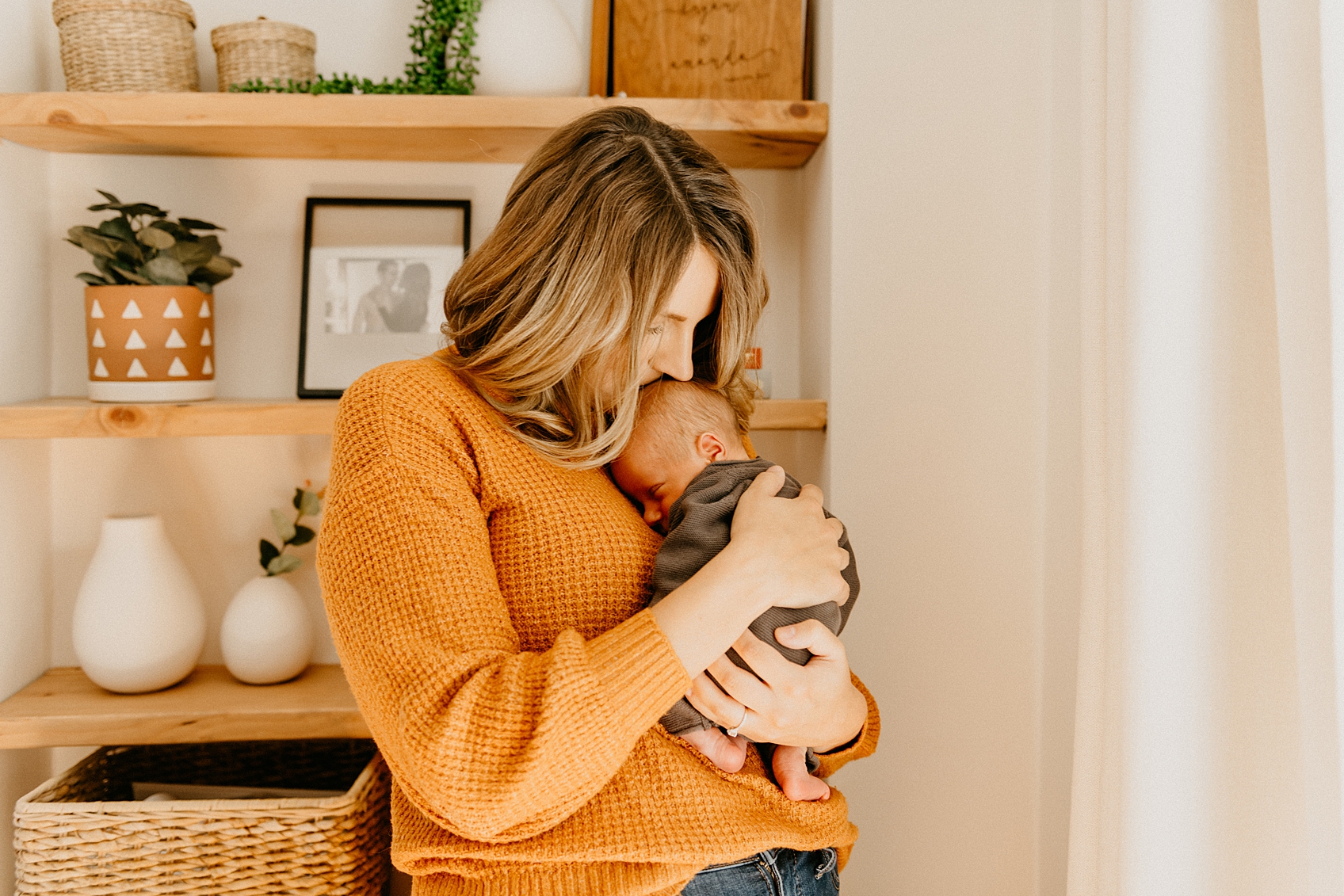 at home newborn photography