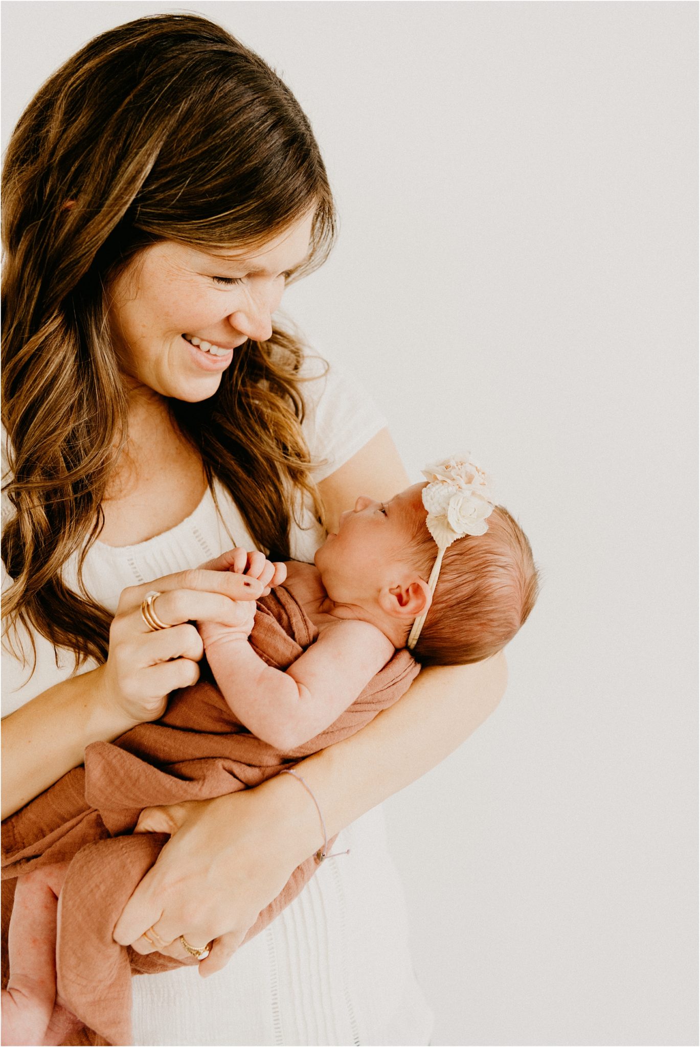 Milwaukee Wisconsin newborn photographer