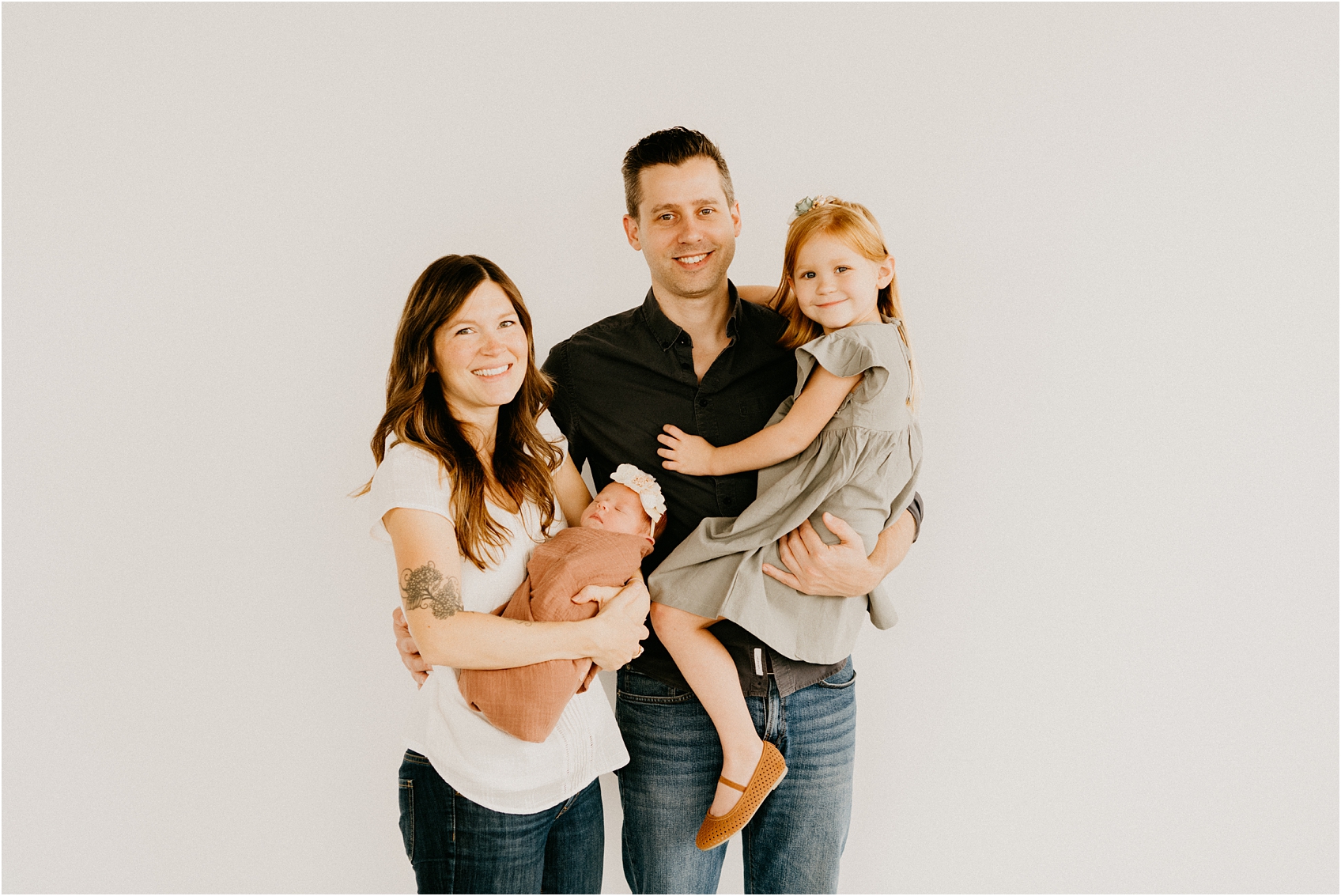 Milwaukee Wisconsin newborn photographer