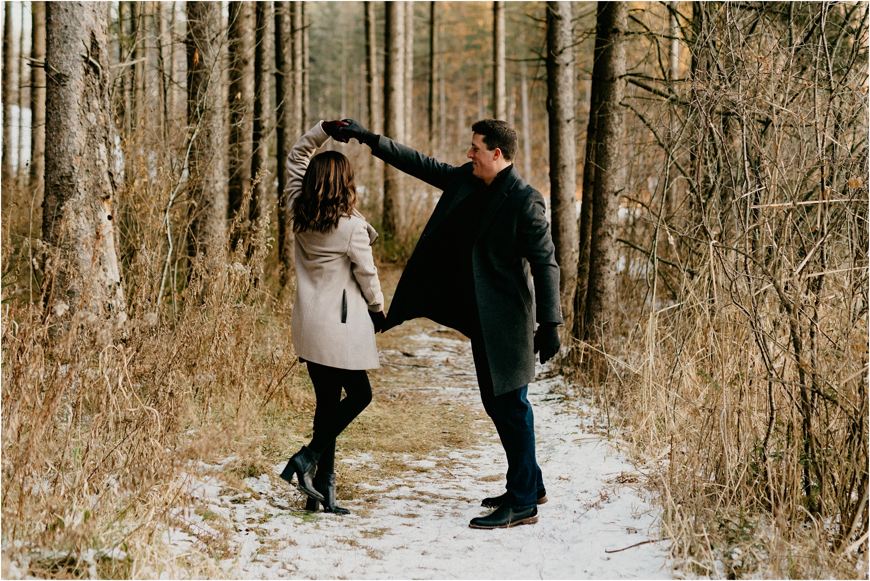 wisconsin winter engagement session