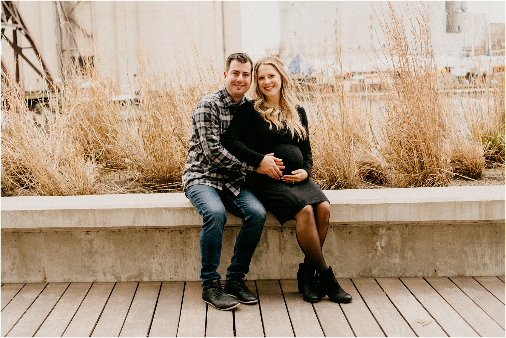 studio 29 photography milwaukee maternity photography session