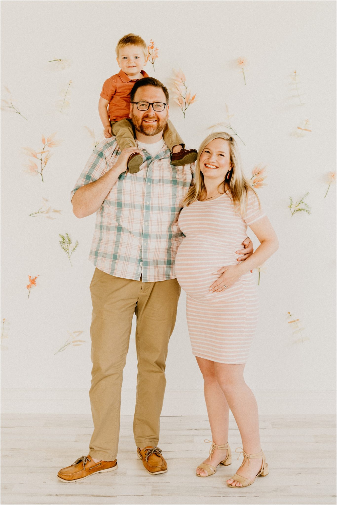 milwaukee studio maternity session