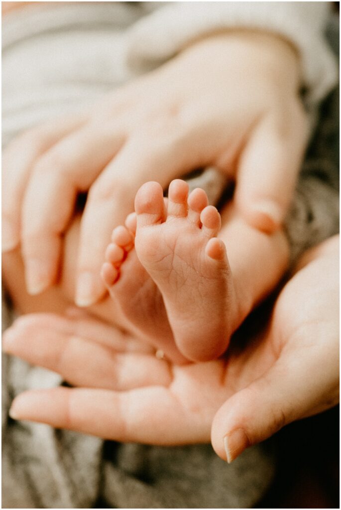 newborn baby feet
