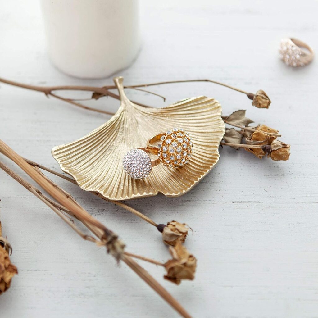 gold tray for jewlery